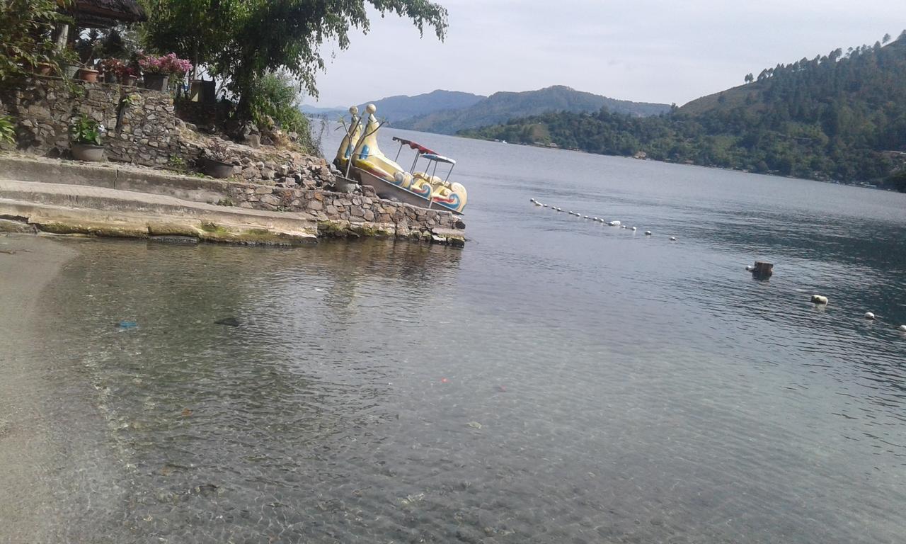 Pandu Lakeside Hotel Parapat Eksteriør billede