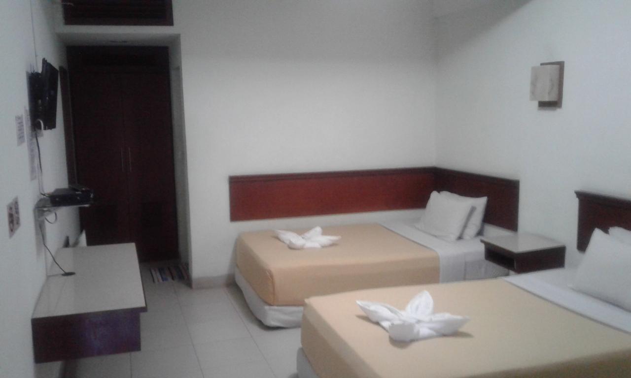 Pandu Lakeside Hotel Parapat Eksteriør billede