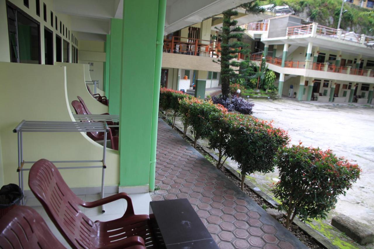 Pandu Lakeside Hotel Parapat Eksteriør billede