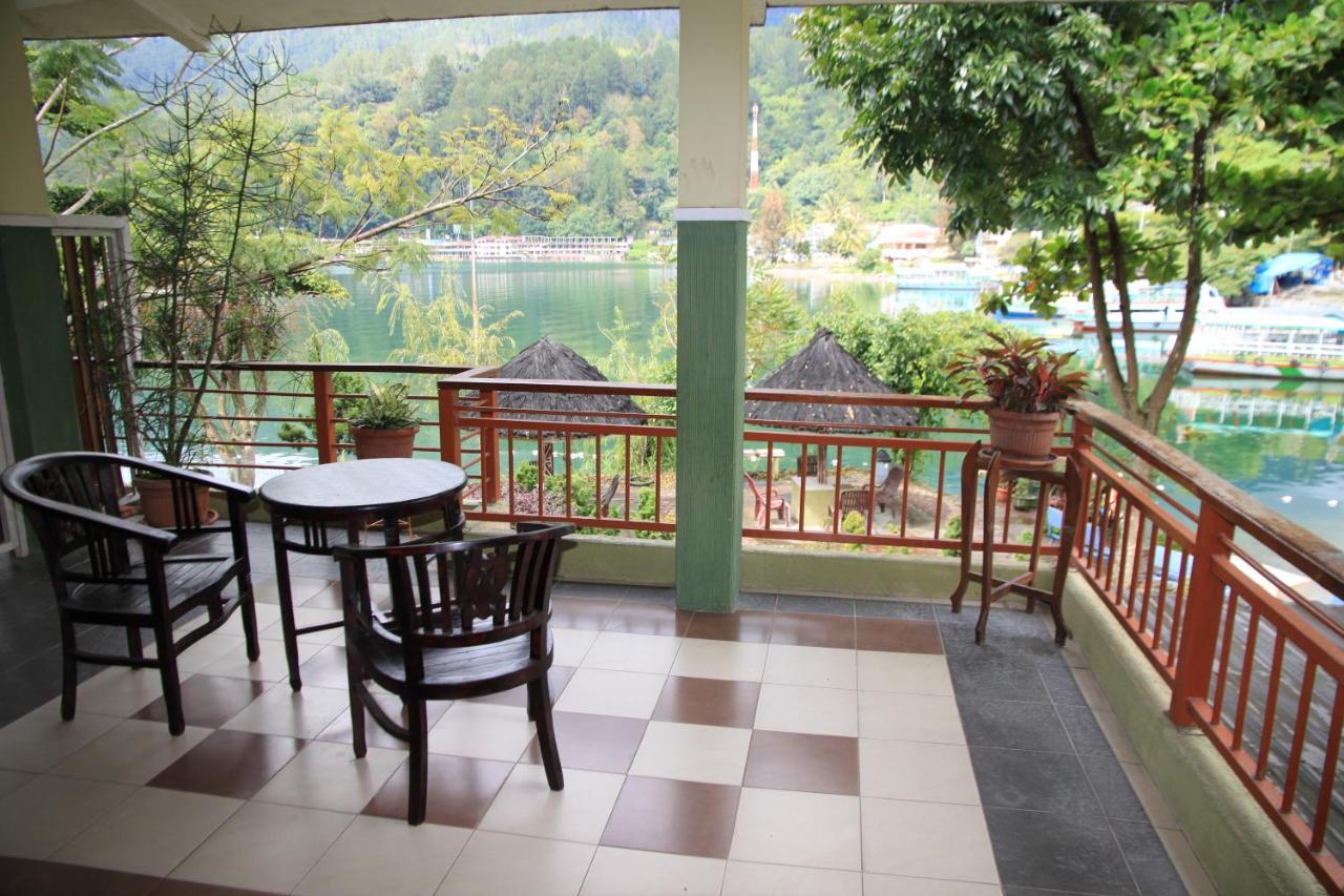 Pandu Lakeside Hotel Parapat Eksteriør billede