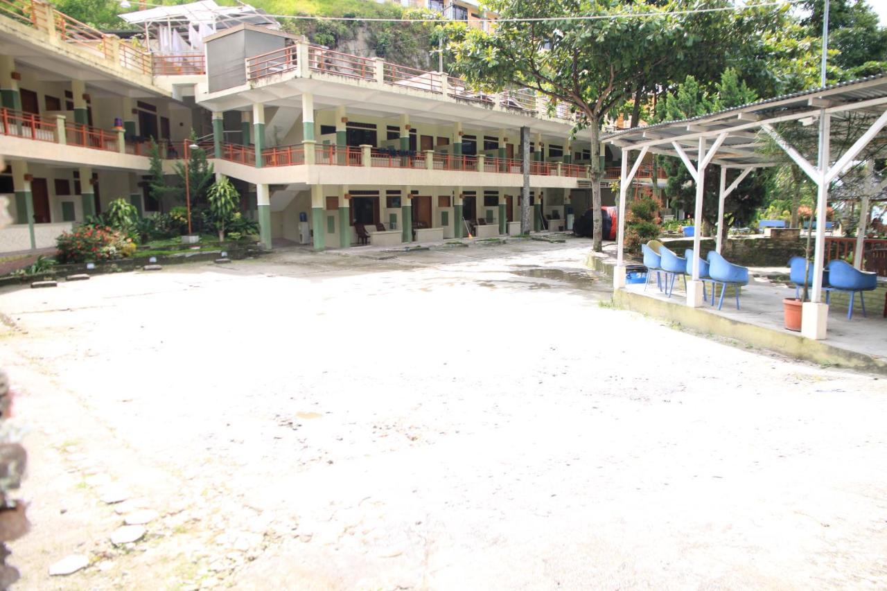 Pandu Lakeside Hotel Parapat Eksteriør billede