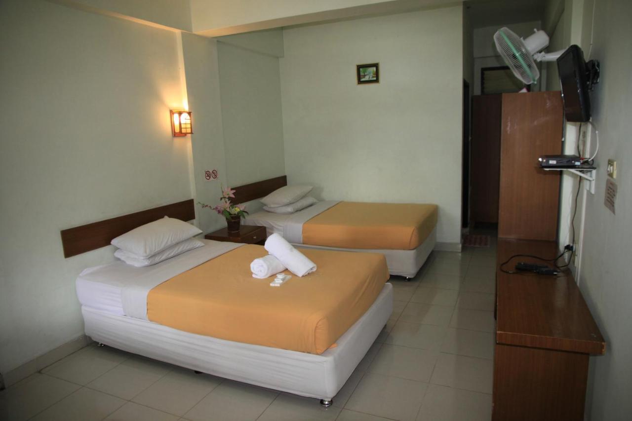 Pandu Lakeside Hotel Parapat Eksteriør billede